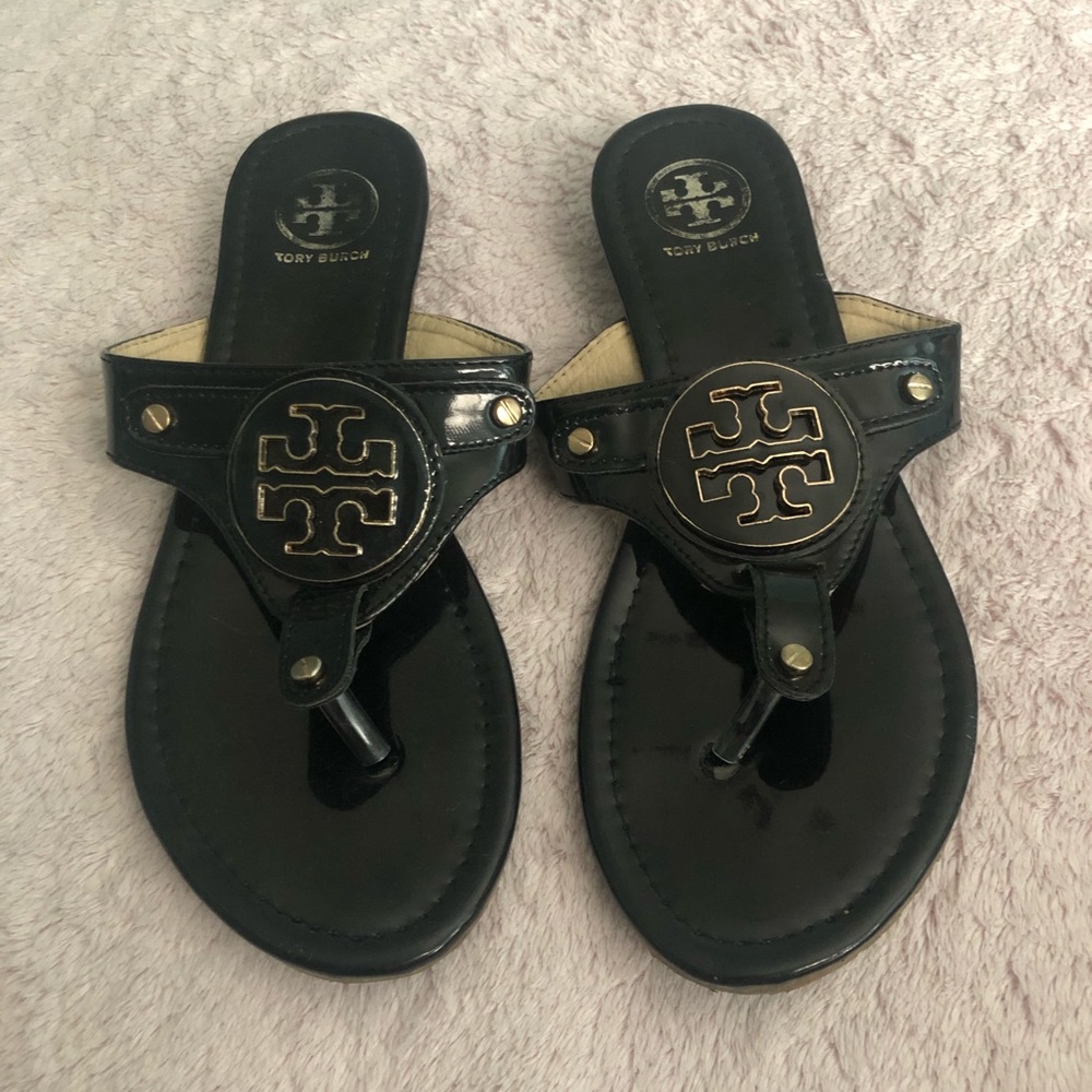 Tory Burch logo sandals size 7.5